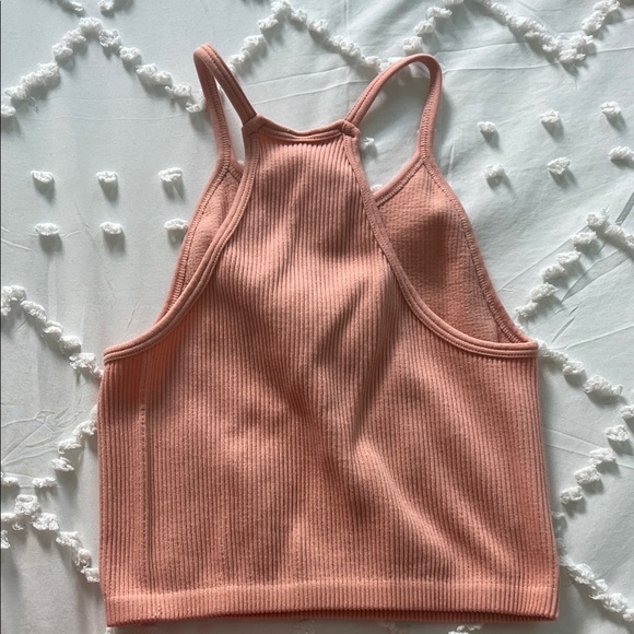 Peach Ribbed Crop Top - Picture 3 of 3